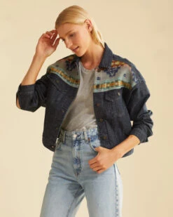 Pendleton WOMEN'S DENIM/WOOL TRUCKER JACKET