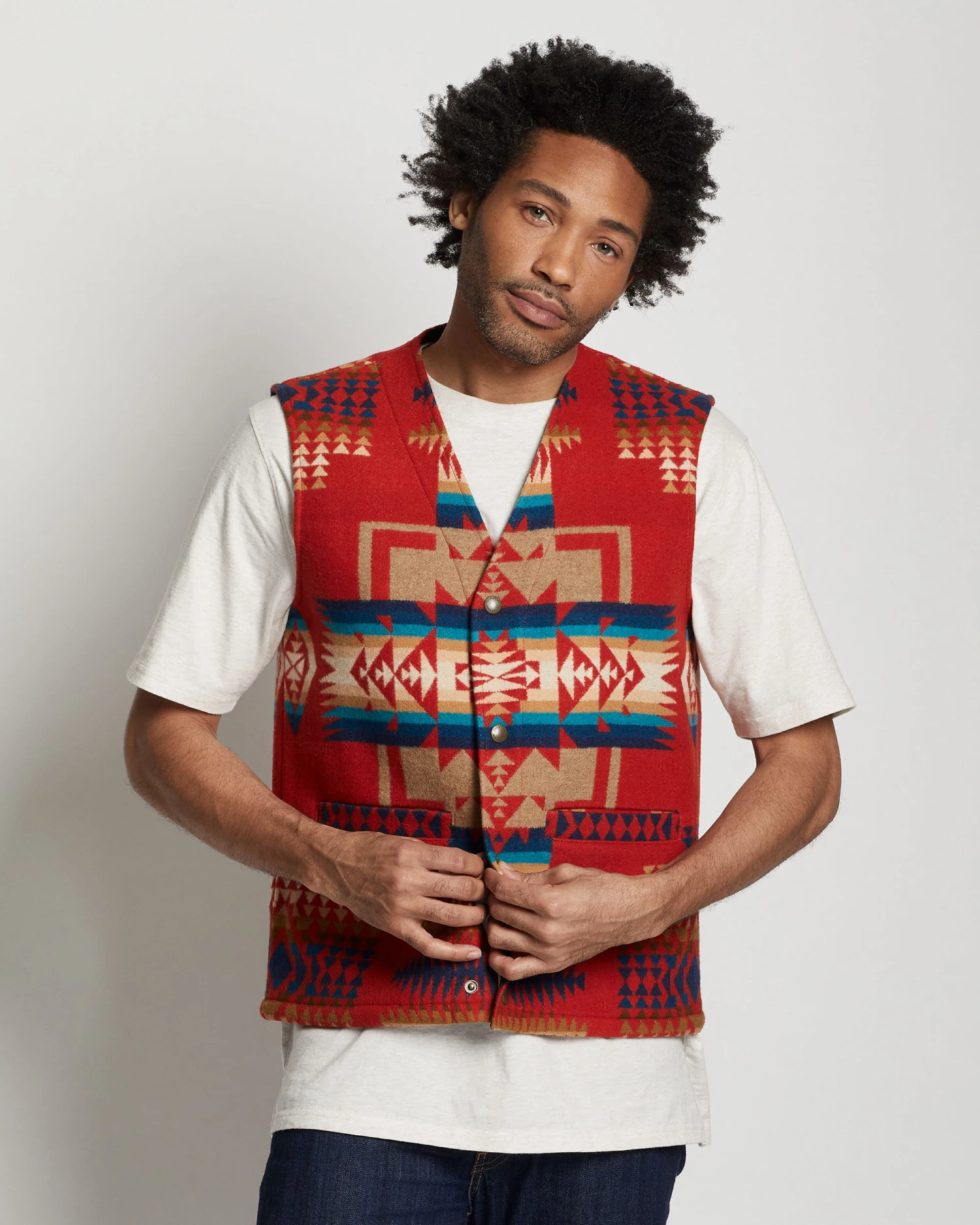Pendleton MEN'S QUILTED SNAP VEST 4 Pendleton MEN'S QUILTED SNAP VEST - Image 2