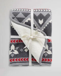 Pendleton LOST TRAIL SHERPA STROLLER BLANKET 7 Pendleton LOST TRAIL SHERPA STROLLER BLANKET -Pendleton Sales Store 70103 57000 ALT2