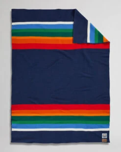 Pendleton CRATER LAKE NATIONAL PARK THROW WITH CARRIER