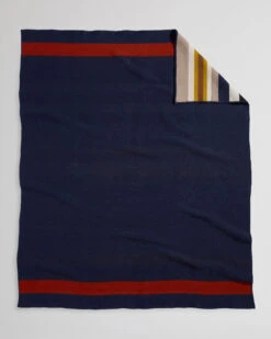 Pendleton BRIDGER WOOL THROW WITH CARRIER -Pendleton Sales Store 74281 53602 ALT3